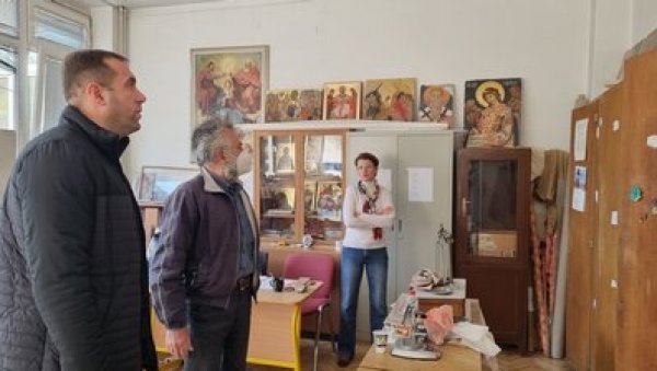 АТЕЉЕ И РАДИОНИЦА: Град сређује простор за младе уметнике у школи Техноарт Београд АТЕЉЕ И РАДИОНИЦА: Град сређује простор за младе уметнике у школи Техноарт Београд