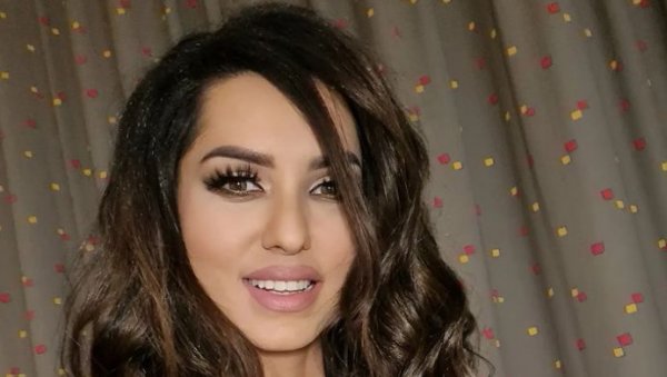 ТАЈНА ЧУВАНА ДЕСЕТ ГОДИНА: Овај велики хит Тање Савић најпре је отпевала друга певачица, ево о којој песми је реч ТАЈНА ЧУВАНА ДЕСЕТ ГОДИНА: Овај велики хит Тање Савић најпре је отпевала друга певачица, ево о којој песми је реч