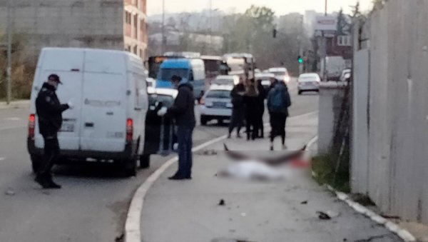 МОЈЕ ЗЛАТЕ ВИШЕ НЕМА: Јовица у сузама после погибије супруге, несрећну жену убила бандера МОЈЕ ЗЛАТЕ ВИШЕ НЕМА: Јовица у сузама после погибије супруге, несрећну жену убила бандера