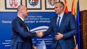 МИЛИОНИ ДИНАРА ЗА РАД: Покрајина помаже локалне социјално-економске савете МИЛИОНИ ДИНАРА ЗА РАД: Покрајина помаже локалне социјално-економске савете