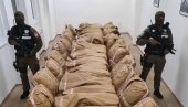 ЦРВЕНИ У КУЋНОМ ПРИТВОРУ: Вођа групе ухапшене у акцији Транспортер на слободи ЦРВЕНИ У КУЋНОМ ПРИТВОРУ: Вођа групе ухапшене у акцији Транспортер на слободи