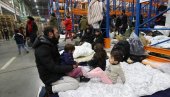 СИНОФАРМ ЗА ИМУНИЗАЦИЈУ: Белорусија обезбедила вакцине за мигранте на граници СИНОФАРМ ЗА ИМУНИЗАЦИЈУ: Белорусија обезбедила вакцине за мигранте на граници