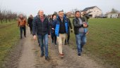 ПОСЕТА ПОЉОПРИВРЕДНОМ ГАЗДИНСТВУ И ЕРГЕЛИ: Министар Недимовић у Банатском Карађорђеву ПОСЕТА ПОЉОПРИВРЕДНОМ ГАЗДИНСТВУ И ЕРГЕЛИ: Министар Недимовић у Банатском Карађорђеву