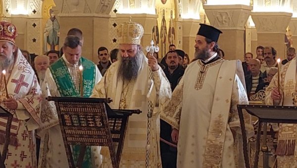 ДОБРНАМЕРНА ПОРУКА СПЦ НЕДОБРОНАМЕРНИМ МЕДИЈИМА: Неће успети извештавање по рецепту Виоле фон Крамон ДОБРНАМЕРНА ПОРУКА СПЦ НЕДОБРОНАМЕРНИМ МЕДИЈИМА: Неће успети извештавање по рецепту Виоле фон Крамон