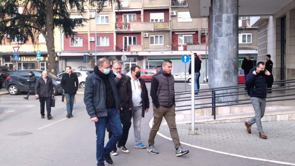 ШТА ИМА ДА СЕ КАЖЕ?: Отац маленог Стефана после саслушања једва прокоментарисао данашње суђење ШТА ИМА ДА СЕ КАЖЕ?: Отац маленог Стефана после саслушања једва прокоментарисао данашње суђење
