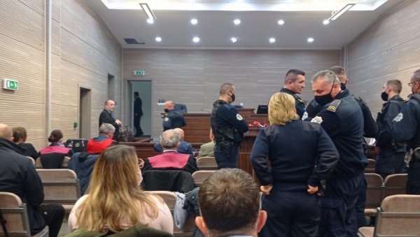СУЂЕЊЕ ЗА УБИСТВО ОЛИВЕРА ИВАНОВИЋА: Милена Поповић се није појавила на рочишту СУЂЕЊЕ ЗА УБИСТВО ОЛИВЕРА ИВАНОВИЋА: Милена Поповић се није појавила на рочишту