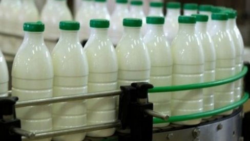FRAGMENTI PTIČJEG GRIPA PRONAĐENI U MLEKU: Američke vlasti kažu da je rizik za ljude nizak FRAGMENTI PTIČJEG GRIPA PRONAĐENI U MLEKU: Američke vlasti kažu da je rizik za ljude nizak