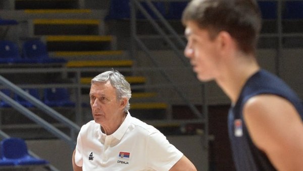 ПЕШИЋ О СТРАНЦИМА У РЕПРЕЗЕНТАЦИЈИ: Нисам луд да не рачунам на њих! ПЕШИЋ О СТРАНЦИМА У РЕПРЕЗЕНТАЦИЈИ: Нисам луд да не рачунам на њих!