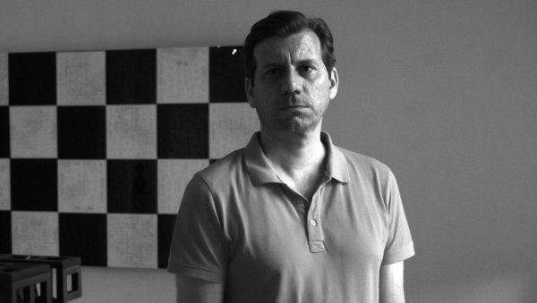 ЛАВИРИНТ ЖИВОТНИХ ИЗБОРА: Промоција дебитантског романа Дејана Алексића - Петља ЛАВИРИНТ ЖИВОТНИХ ИЗБОРА: Промоција дебитантског романа Дејана Алексића - Петља