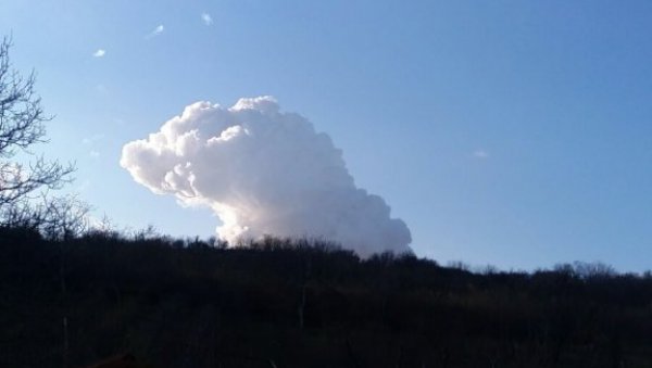 НОВОСТИ САЗНАЈУ: Експлодирало ракетно гориво у фабрици противградних ракета (ФОТО) НОВОСТИ САЗНАЈУ: Експлодирало ракетно гориво у фабрици противградних ракета (ФОТО)