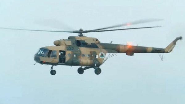 АМЕРИКА НАОРУЖАВА УКРАЈИНУ РУСКИМ ХЕЛИКОПТЕРИМА?! Амерички медији о намерама Бајденове администрације АМЕРИКА НАОРУЖАВА УКРАЈИНУ РУСКИМ ХЕЛИКОПТЕРИМА?! Амерички медији о намерама Бајденове администрације