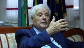 АЛИЈА ИЗЕТБЕГОВИЋ БИ ЗАВРШИО У ХАГУ: Фикрет Абдић Бабо открио како су настали Бошњаци АЛИЈА ИЗЕТБЕГОВИЋ БИ ЗАВРШИО У ХАГУ: Фикрет Абдић Бабо открио како су настали Бошњаци