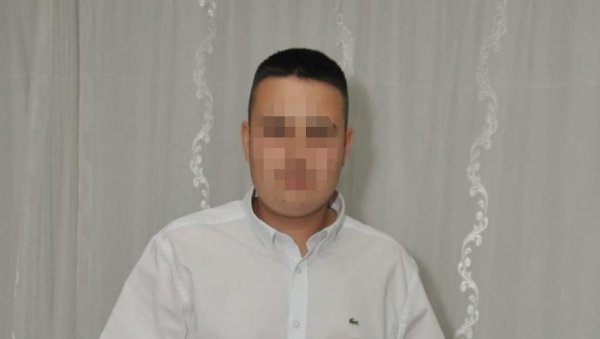 ОВО ЈЕ МЛАДИЋ КОЈИ ЈЕ ПОГИНУО У ФАБРИЦИ ЕДЕПРО: Милош је друга жртва стравичне несреће (ФОТО) ОВО ЈЕ МЛАДИЋ КОЈИ ЈЕ ПОГИНУО У ФАБРИЦИ ЕДЕПРО: Милош је друга жртва стравичне несреће (ФОТО)