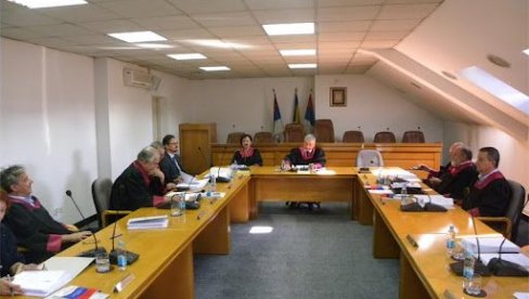 ŠMIT DA SE NE MEŠA U ZAKONE: Na sednici Ustavnog suda Srpske ocenjeno da se ne predviđa mogućnost intervencije visokog predstavnika ŠMIT DA SE NE MEŠA U ZAKONE: Na sednici Ustavnog suda Srpske ocenjeno da se ne predviđa mogućnost intervencije visokog predstavnika