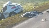 PRVI SNIMAK SA MESTA NESREĆE NA IBARSKOJ: Automobil potpuno slupan, na terenu policija i vatrogasci (VIDEO)