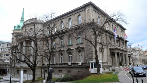 POČELE KONSULTACIJE O MANDATARU ZA SASTAV NOVE VLADE: Predstavnici Kamberijeve liste i Ruske stranke kod predsednika Vučića (FOTO) POČELE KONSULTACIJE O MANDATARU ZA SASTAV NOVE VLADE: Predstavnici Kamberijeve liste i Ruske stranke kod predsednika Vučića (FOTO)