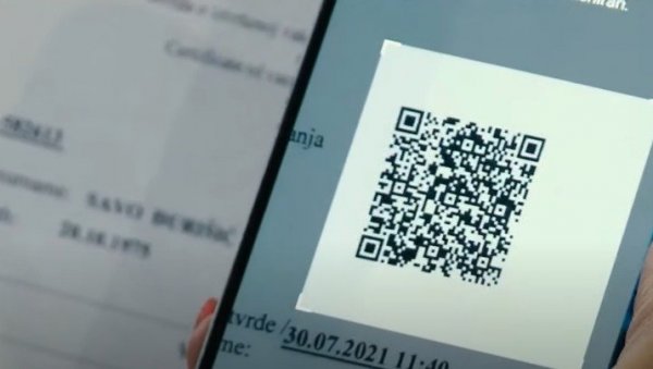 РЕФЕРЕНДУМ У ШВАЈЦАРСКОЈ: Грађани одлучују о ковид пропусницама РЕФЕРЕНДУМ У ШВАЈЦАРСКОЈ: Грађани одлучују о ковид пропусницама