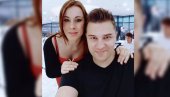 POTRESNE REČI SUPRUGE PREMINULOG PEVAČA: U srcu i duši ću te nositi za života! POTRESNE REČI SUPRUGE PREMINULOG PEVAČA: U srcu i duši ću te nositi za života!