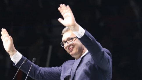 VUČIĆ JE NEOSPORNO NAJJAČI LIDER U SRBIJI: Panović u studiju N1 govorio o popularnosti političara (VIDEO)