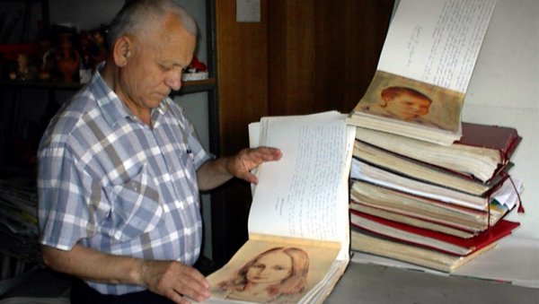 ОСТАЛИ ПОРТРЕТИ ВУКОВАЦА: У Пироту преминуо познати професор ликовног ОСТАЛИ ПОРТРЕТИ ВУКОВАЦА: У Пироту преминуо познати професор ликовног