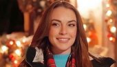 РЕКЛА ЈЕ ДА: Глумица Линдзи Лохан запрошена са прстеном вредним 250.000 долара (ФОТО) РЕКЛА ЈЕ ДА: Глумица Линдзи Лохан запрошена са прстеном вредним 250.000 долара (ФОТО)