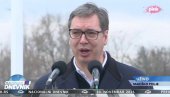 VUČIĆ NA MAKIŠKOM POLJU: Oni koji pokušavaju da zaustave Srbiju u tome neće uspeti VUČIĆ NA MAKIŠKOM POLJU: Oni koji pokušavaju da zaustave Srbiju u tome neće uspeti