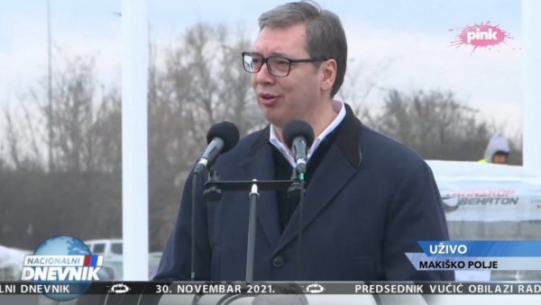 ПРЕДСЕДНИК О БЕОГРАДСКОМ МЕТРОУ: Брже ће се стизати него аутомобилом са једног краја града на други ПРЕДСЕДНИК О БЕОГРАДСКОМ МЕТРОУ: Брже ће се стизати него аутомобилом са једног краја града на други
