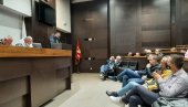 ПРИОРИТЕТ - ЗАТВОРЕНИ БАЗЕН Изабрано ново руководство Ватерполо клуба Краљево ПРИОРИТЕТ - ЗАТВОРЕНИ БАЗЕН Изабрано ново руководство Ватерполо клуба Краљево