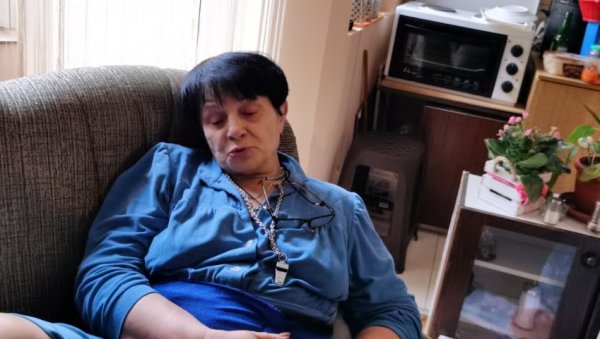 ГРЕЈАЛА САМ СЕ УЗ ПОМОЋ СВЕЋЕ: Исповест Нишлијке која је провела 30 сати заробљена у ауту након што је слетела с пута ГРЕЈАЛА САМ СЕ УЗ ПОМОЋ СВЕЋЕ: Исповест Нишлијке која је провела 30 сати заробљена у ауту након што је слетела с пута