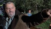 БУГАРСКИ ГЛУМАЦ ИЗ ЈУЖНОГ ВЕТРА ОТКРИО: Деда ми је из Ниша, моја крв је делом и српска БУГАРСКИ ГЛУМАЦ ИЗ ЈУЖНОГ ВЕТРА ОТКРИО: Деда ми је из Ниша, моја крв је делом и српска