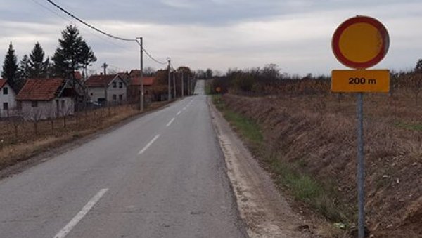ОБНОВА УЛИЦЕ У ДРАЖЊУ: Обустава саобраћаја до краја радова ОБНОВА УЛИЦЕ У ДРАЖЊУ: Обустава саобраћаја до краја радова