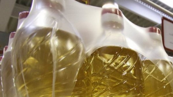 ЈЕСТИВО УЉЕ НАЈПОЖЕЉНИЈА РОБА У НЕМАЧКОЈ: Народ у паници, зејтин на мети лопова ЈЕСТИВО УЉЕ НАЈПОЖЕЉНИЈА РОБА У НЕМАЧКОЈ: Народ у паници, зејтин на мети лопова