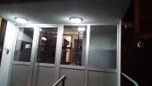 РАЗДОР ЗБОГ КРЕЧЕЊА: Станари вишеспратнице у Богдана Жерајића 36 у сукобу са управником РАЗДОР ЗБОГ КРЕЧЕЊА: Станари вишеспратнице у Богдана Жерајића 36 у сукобу са управником
