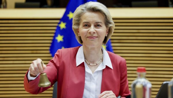 ФОН ДЕР ЛАЈЕНОВА САОПШТИЛА ВАЖНЕ ВЕСТИ: Први брод хуманитарног поморског коридора данас креће у једну земљу ФОН ДЕР ЛАЈЕНОВА САОПШТИЛА ВАЖНЕ ВЕСТИ: Први брод хуманитарног поморског коридора данас креће у једну земљу