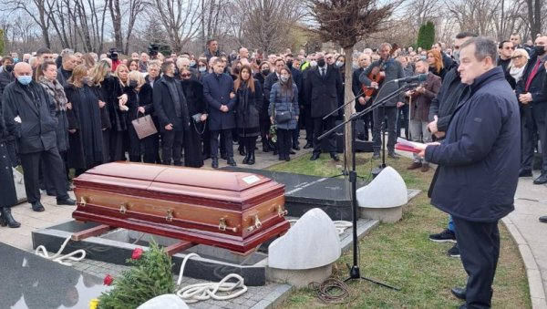 ПУТУЈ У ВЕЧНОСТ ДРАГИ ЋАЛЕ: Ивица Дачић одржао потресан говор на сахрани Милутина Мркоњића - Ниси нам дао времена да ти захвалимо ПУТУЈ У ВЕЧНОСТ ДРАГИ ЋАЛЕ: Ивица Дачић одржао потресан говор на сахрани Милутина Мркоњића - Ниси нам дао времена да ти захвалимо