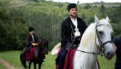 ПО НОШЊИ СУ СЕ ПОЗНАВАЛИ: Изложба раскошних костима из серије Нечиста крв у РТС клубу ПО НОШЊИ СУ СЕ ПОЗНАВАЛИ: Изложба раскошних костима из серије Нечиста крв у РТС клубу