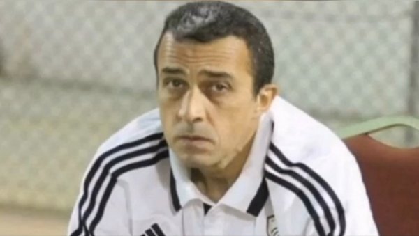 НЕЗАПАМЋЕНА ТРАГЕДИЈА: Тренер славио гол своје екипе, па се срушио поред аут-линије... (ВИДЕО) НЕЗАПАМЋЕНА ТРАГЕДИЈА: Тренер славио гол своје екипе, па се срушио поред аут-линије... (ВИДЕО)