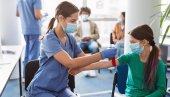 NA ANALIZU KRVI JEDNOM GODIŠNJE: Adolescenti često pate od anemije NA ANALIZU KRVI JEDNOM GODIŠNJE: Adolescenti često pate od anemije