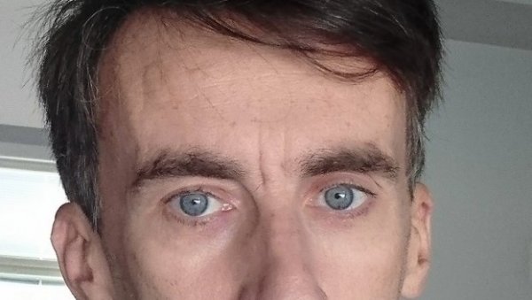 ОЦЕНА, ДОКАЗА САШЕ ОБРАДОВИЋА: Амбасадор Србије у Норвешкој написао роман о полицијском инспектору који воли да, чита књиге ОЦЕНА, ДОКАЗА САШЕ ОБРАДОВИЋА: Амбасадор Србије у Норвешкој написао роман о полицијском инспектору који воли да, чита књиге