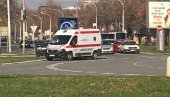 ПРВЕ СЛИКЕ САОБРАЋАЈНЕ НЕСРЕЋЕ КОД УШЋА: Тешко повређени младић (24) хитно превезен у Ургентни (ФОТО)