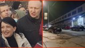 ПОЛИТИЧКИ ПРОТЕСТИ ПОД МАСКОМ ЕКОЛОГИЈЕ: Ђилас и Мариника на блокади, Алексићев аутомобил у Власотинцу после скупа (ФОТО) ПОЛИТИЧКИ ПРОТЕСТИ ПОД МАСКОМ ЕКОЛОГИЈЕ: Ђилас и Мариника на блокади, Алексићев аутомобил у Власотинцу после скупа (ФОТО)