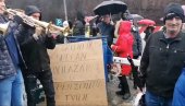 КАД УЖИЧАНИН ИДЕ У ПЕНЗИЈУ: Снимак о коме се прича - видите ШТА је урадио КАД УЖИЧАНИН ИДЕ У ПЕНЗИЈУ: Снимак о коме се прича - видите ШТА је урадио
