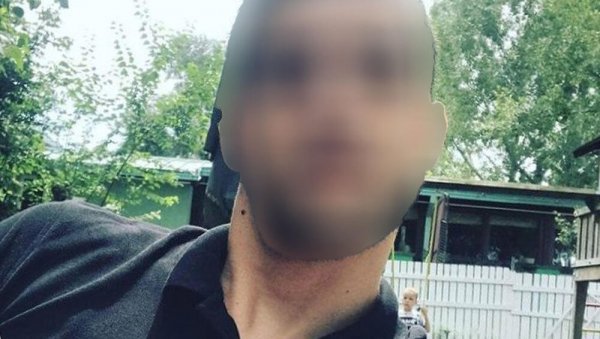 УХАПШЕНА ТРОЈИЦА ЗБОГ РАЊАВАЊА ПЕВАЧА: Тукли Страхињу рукама и ногама, па му зарили нож у груди УХАПШЕНА ТРОЈИЦА ЗБОГ РАЊАВАЊА ПЕВАЧА: Тукли Страхињу рукама и ногама, па му зарили нож у груди