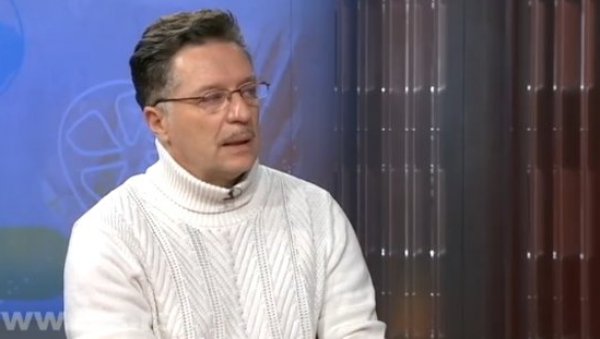 ВИРУС ЈЕ КАО ЧИЧАК СА ШАПИЦАМА: Професор Шакић открива која је вакцина најделотворнија против омикрона ВИРУС ЈЕ КАО ЧИЧАК СА ШАПИЦАМА: Професор Шакић открива која је вакцина најделотворнија против омикрона