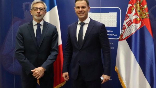 ЗАЈЕДНИЧКИ ПРОЈЕКТИ СРБИЈЕ И ФРАНЦУСКЕ: Синиша Мали се састао са новим амбасадором Кошаром ЗАЈЕДНИЧКИ ПРОЈЕКТИ СРБИЈЕ И ФРАНЦУСКЕ: Синиша Мали се састао са новим амбасадором Кошаром