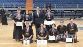 JUNIORI KATORIJA ŠAMPIONI: Uspeh Paraćinaca na kendo prvenstvu Srbije u Vršcu JUNIORI KATORIJA ŠAMPIONI: Uspeh Paraćinaca na kendo prvenstvu Srbije u Vršcu