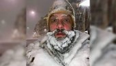 НЕВЕРОВАТНА СЦЕНА: Човек окован снегом и ледом на -43 степена! (ФОТО/ВИДЕО) НЕВЕРОВАТНА СЦЕНА: Човек окован снегом и ледом на -43 степена! (ФОТО/ВИДЕО)