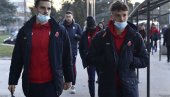ЗВЕЗДА БЕЗ ТАНДЕМА ПРОТИВ БРАГЕ: Дејан Станковић одредио путнике за Португалију ЗВЕЗДА БЕЗ ТАНДЕМА ПРОТИВ БРАГЕ: Дејан Станковић одредио путнике за Португалију