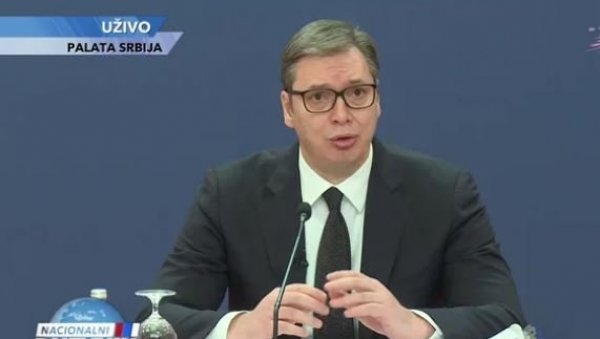ДВОСТРУКИ АРШИНИ ЂИЛАСОВАЦА И ЊЕГОВИХ МЕДИЈА: Вучић - сви ћуте када се говори како ће породица да ми заврши у шахти као Гадафијева! ДВОСТРУКИ АРШИНИ ЂИЛАСОВАЦА И ЊЕГОВИХ МЕДИЈА: Вучић - сви ћуте када се говори како ће породица да ми заврши у шахти као Гадафијева!