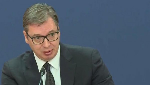 ВУЧИЋ СЕ САСТАО СА СРБИМА СА КиМ: Председник вечерас на административној линији ВУЧИЋ СЕ САСТАО СА СРБИМА СА КиМ: Председник вечерас на административној линији